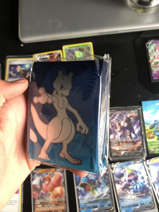 Karty pokemon kolekcjonerskie