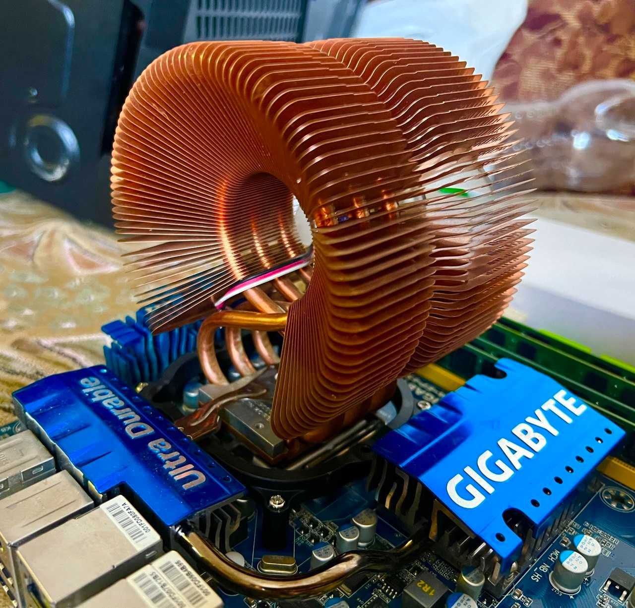 Продам охлаждение Zalman CNPS 9500A