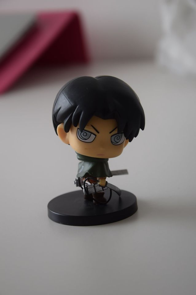 Figura chibi Levi Attack on Titan