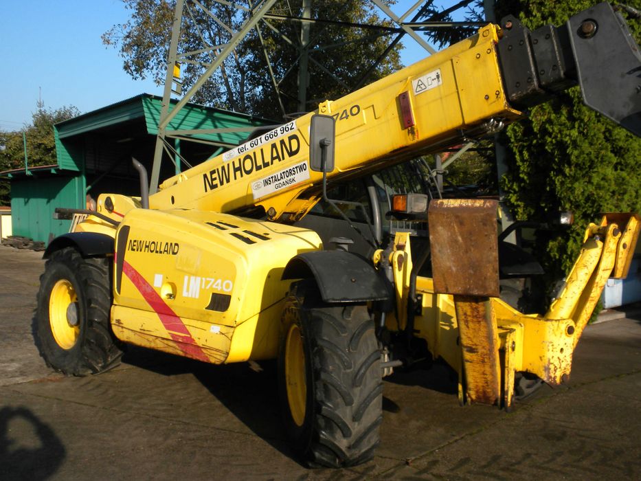 Ladowarka teleskopowa LM 1740