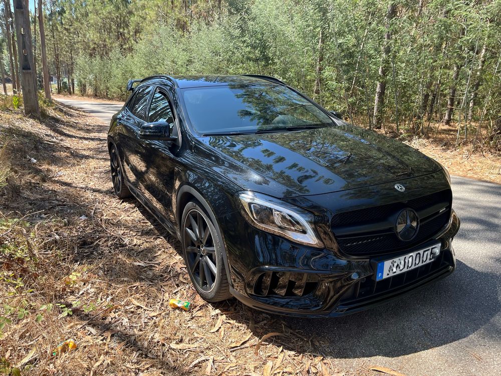 Mercedes-Benz GLA 45 AMG 4-matic black night edition