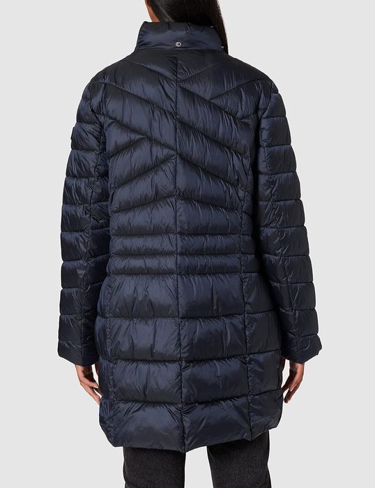 Подовжене стьобане пальто-пуховик Gil Bret