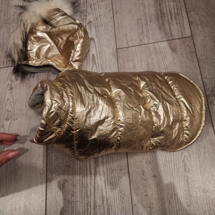 Kurtka dla psa Rosegold z kapturem S/M