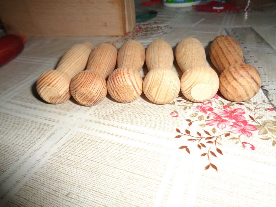 Wieszaki toczone do garderoby