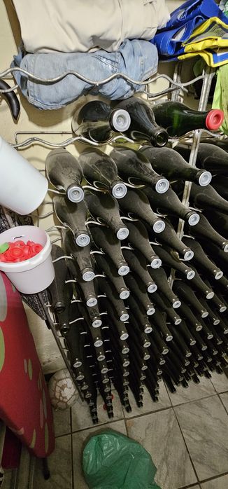 Vendo garrafaeira (com garrafas)