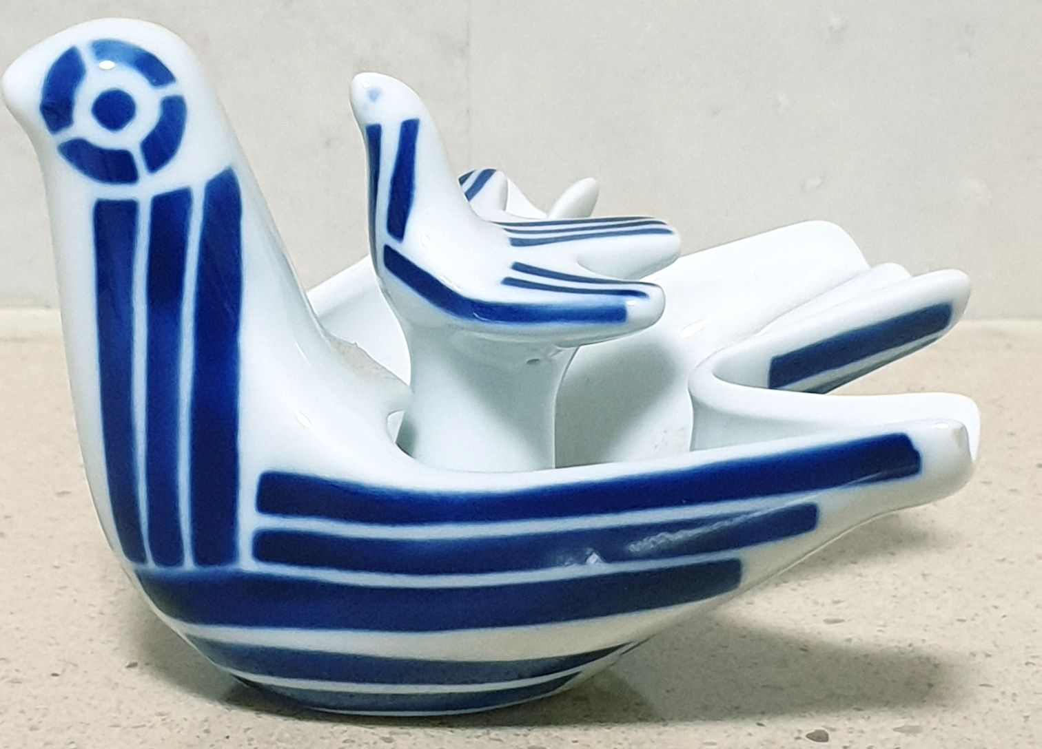 Linda escultura cinzeiro pássaros em porcelana Sargadelos