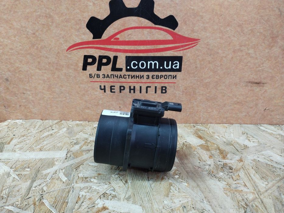 VW Tiguan II 2016- Kodiaq Датчик расхода воздуха расходомер 05L906461B