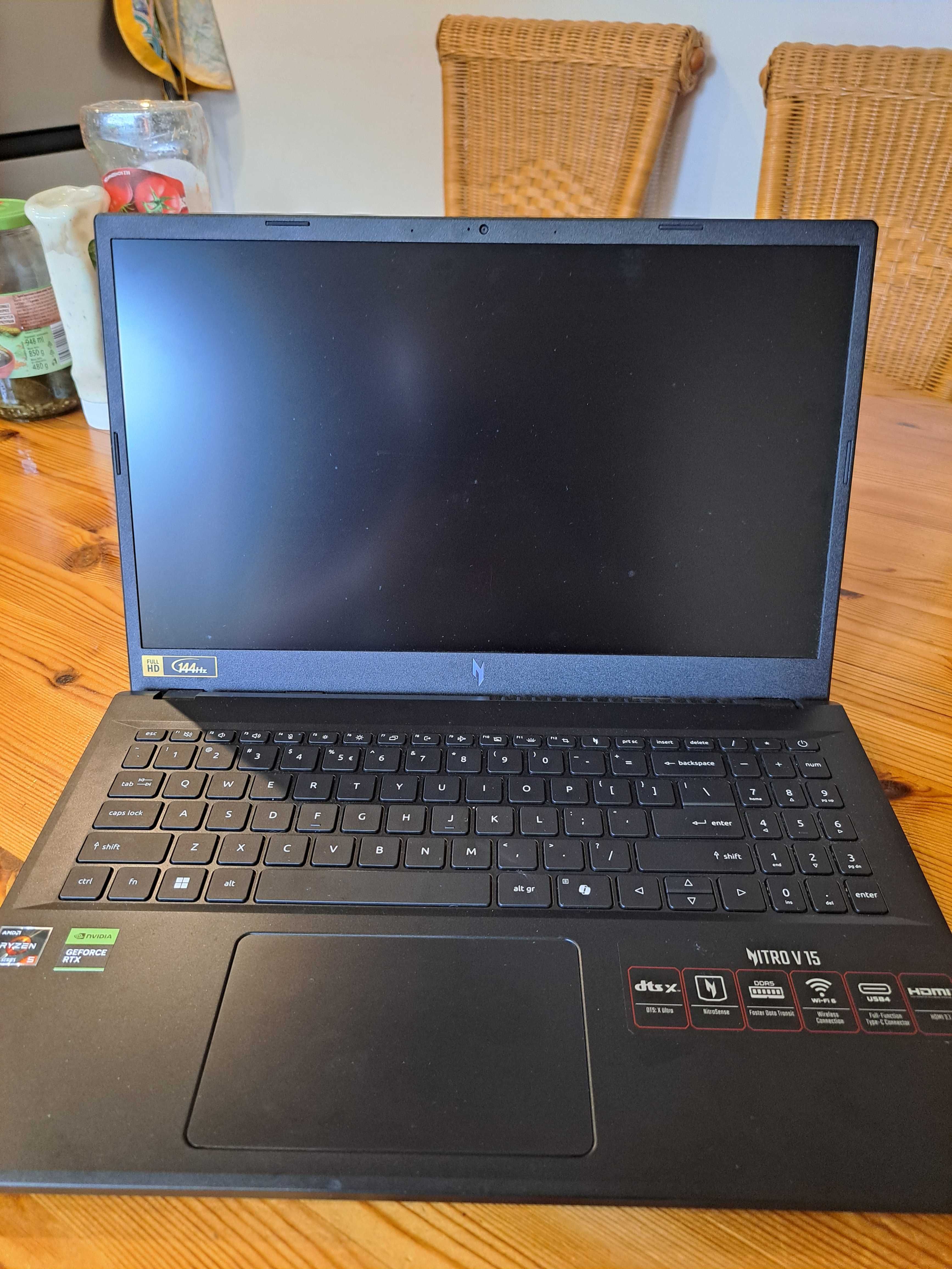 Laptop ACER Nitro V 15
