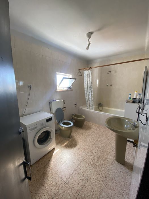 Vivenda T2 + T2 sem licença