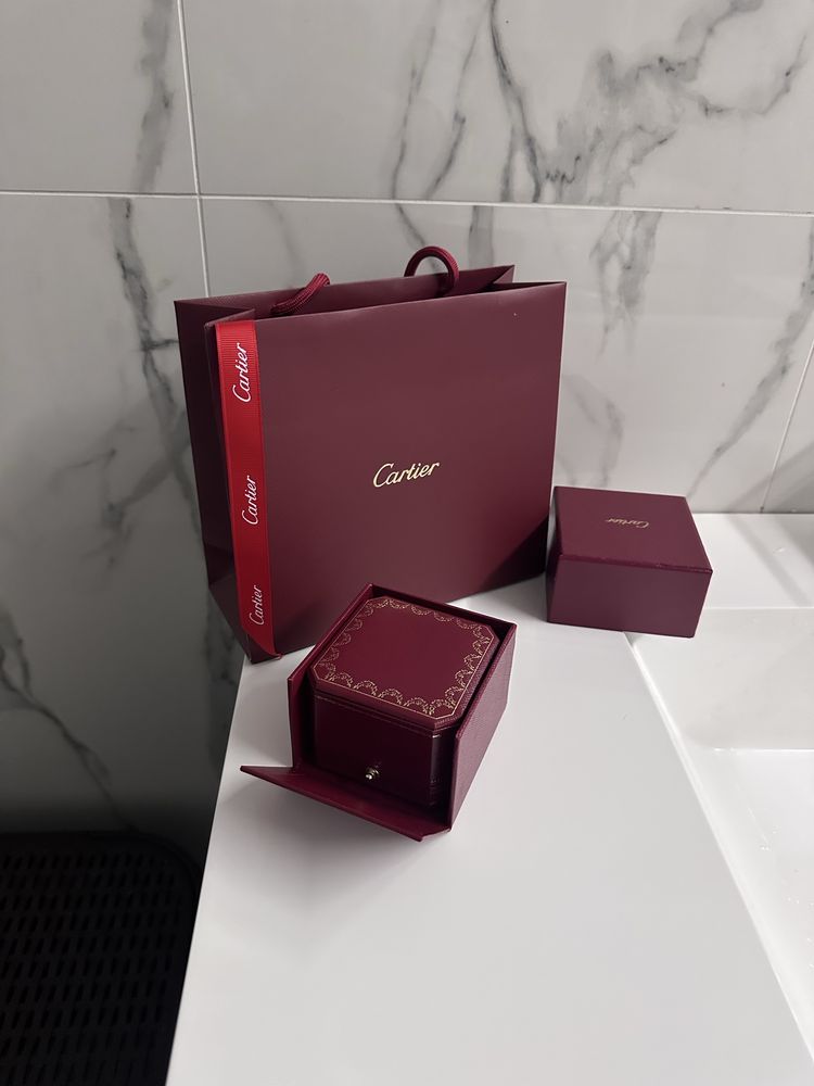 Продаю набір від Кольца Cartier