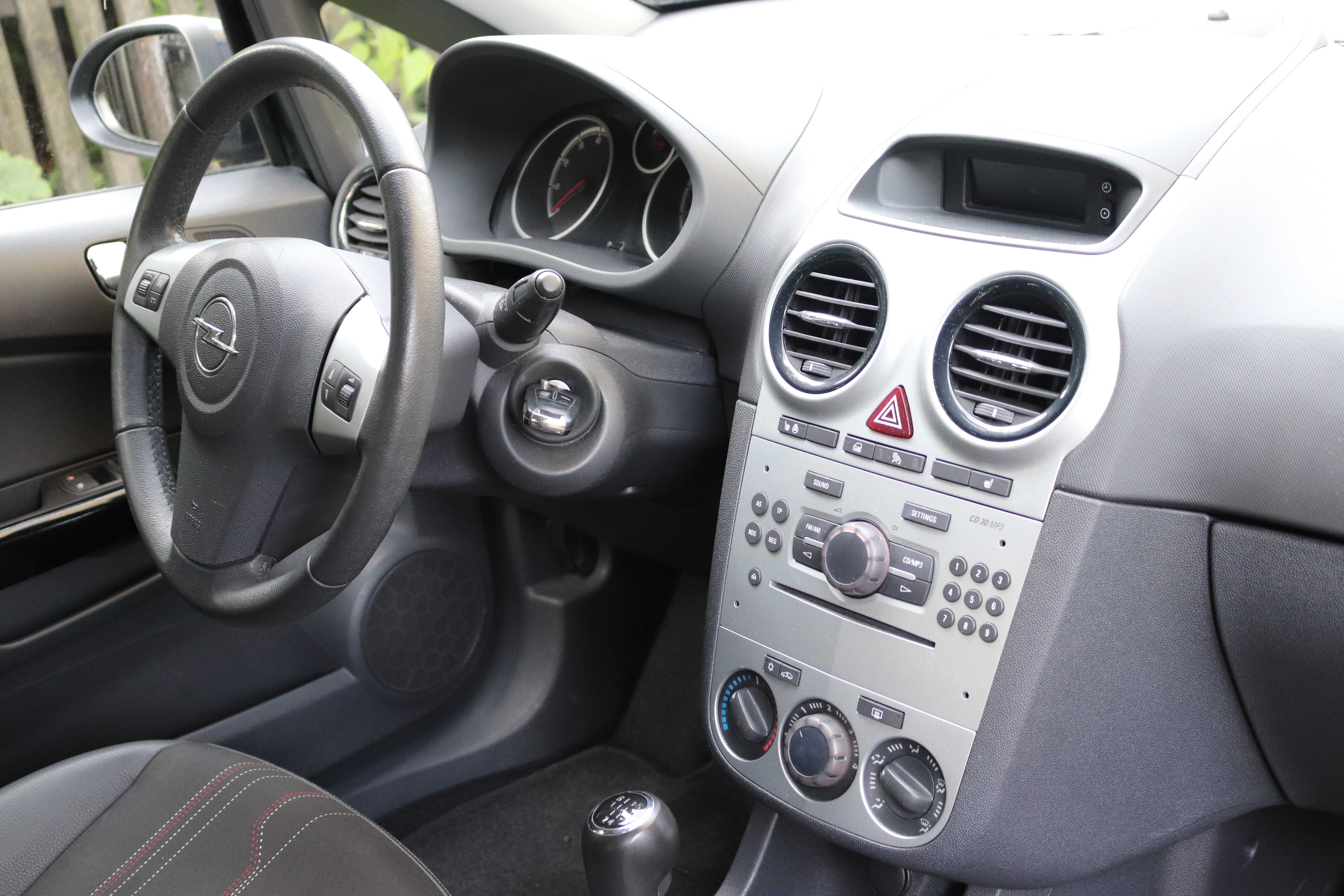 OPEL CORSA D 1.4 101 KM 2012 System Flex-Fix (bagażnik rowerowy)