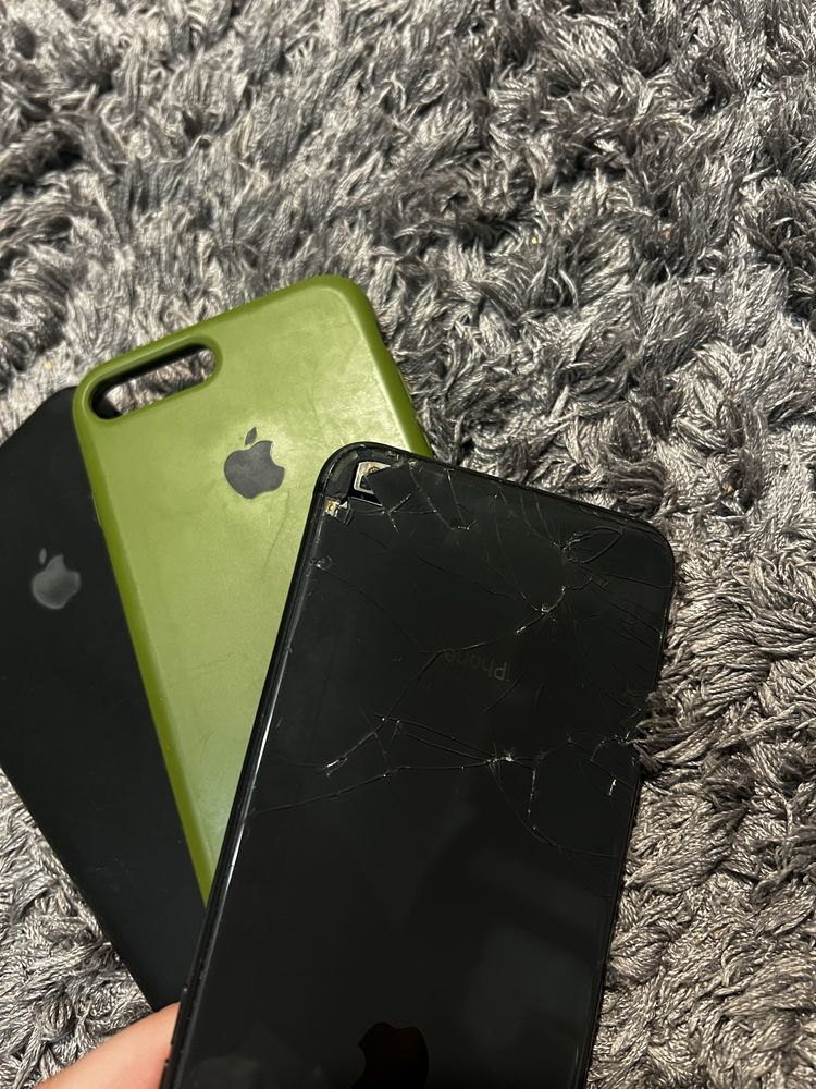 Iphone 8+ (plus) 256 gb/неверлок + 2 чохли у подарунок