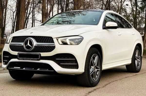 Авто на свадьбу Mercedes Benz Gle AMG Coupe белый джип с водителем