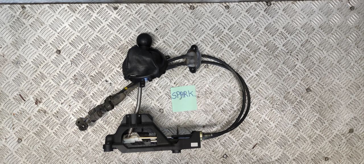 wybierak mechanizm zmiany biegów spark