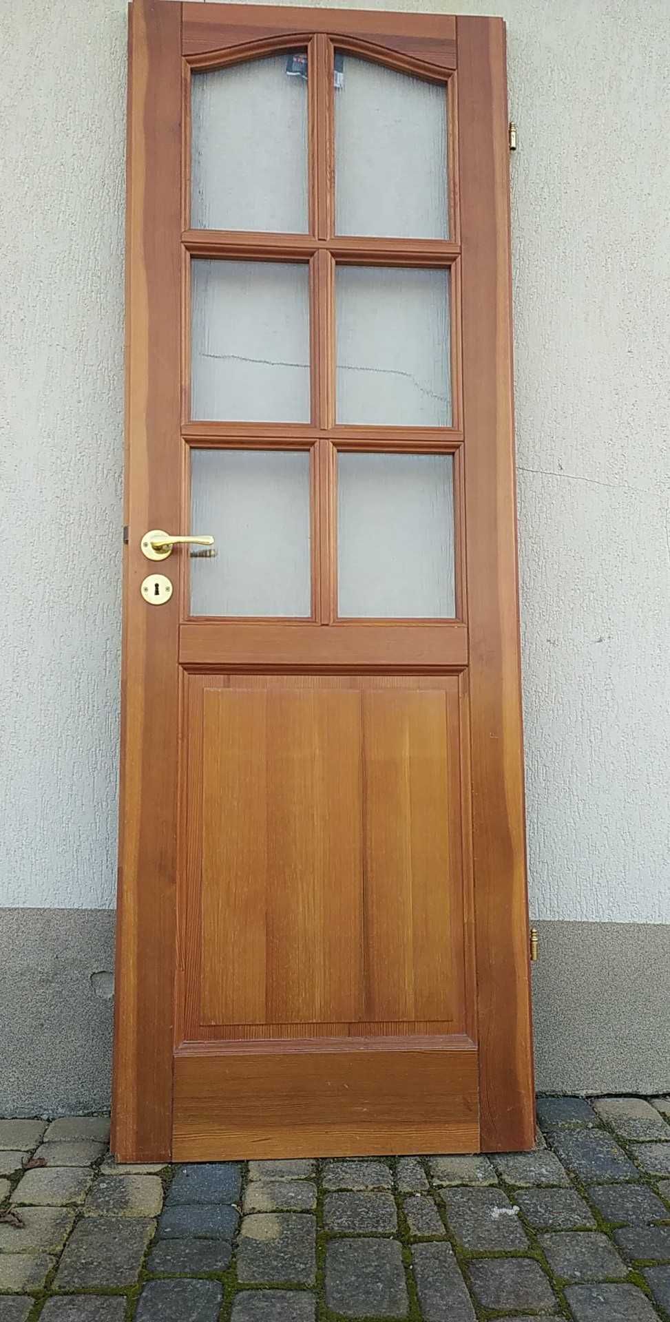Skrzydła drzwi drewniane prawe