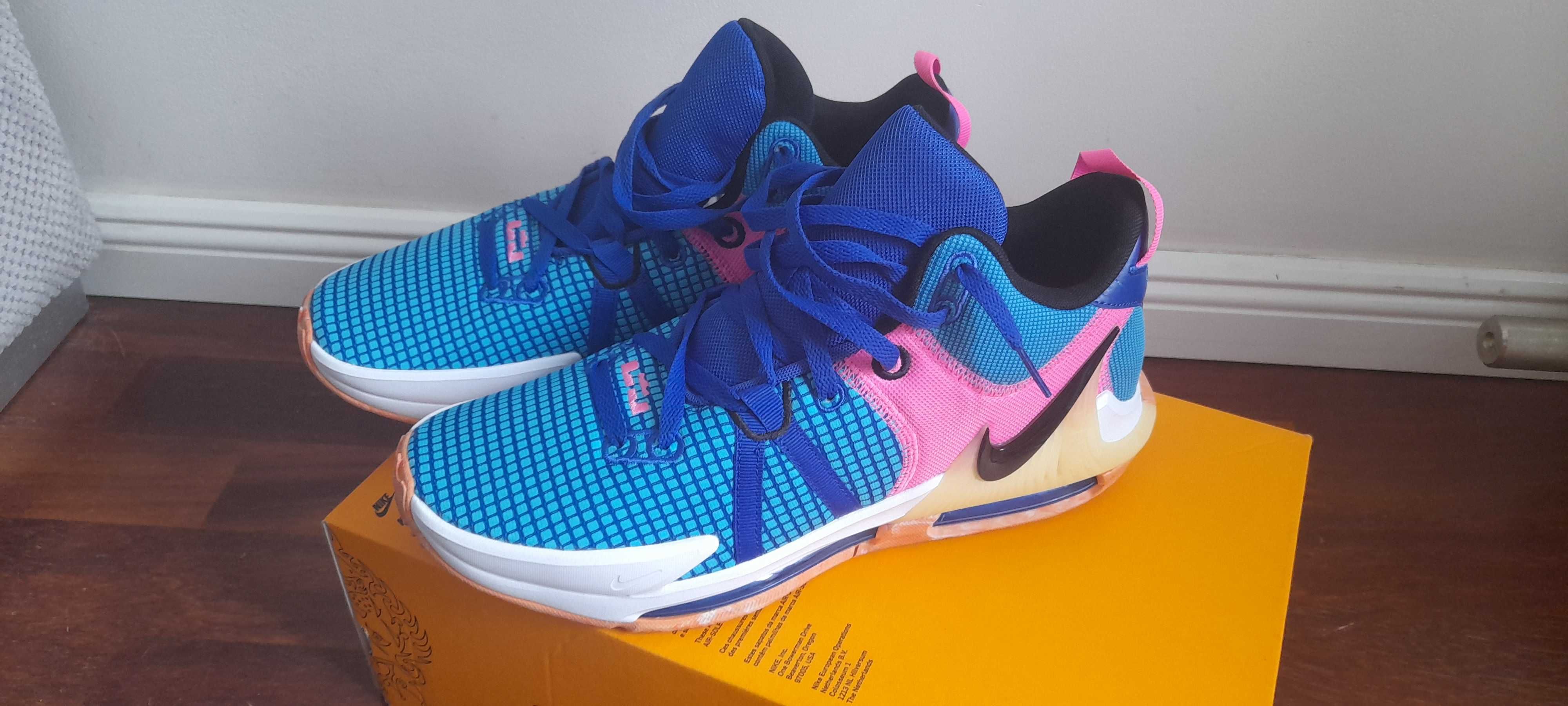 Buty do koszykówki Nike Lebron Witness VII rozmiar 45