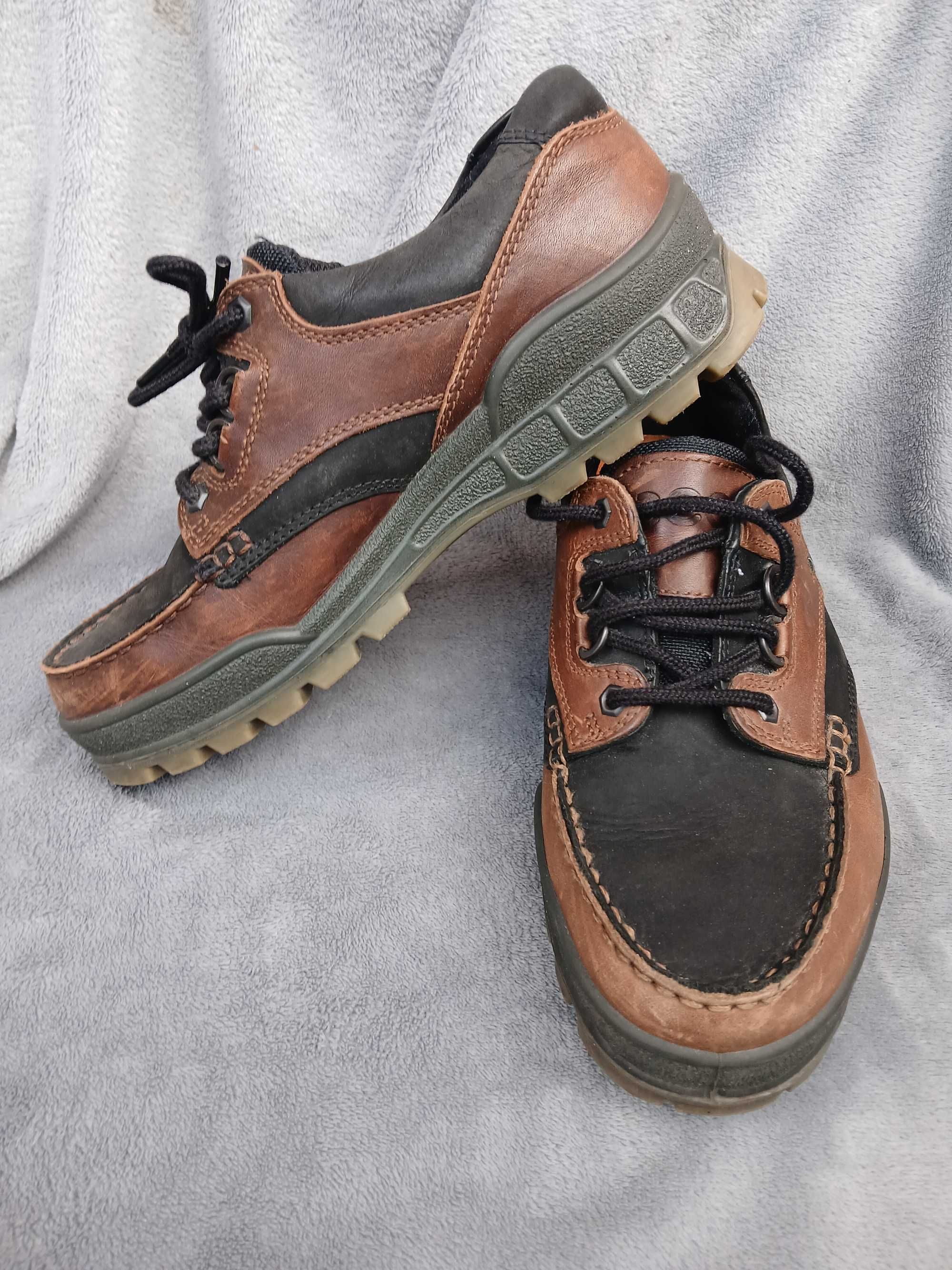 Ecco Track gore-tex skóra buty r. 41
