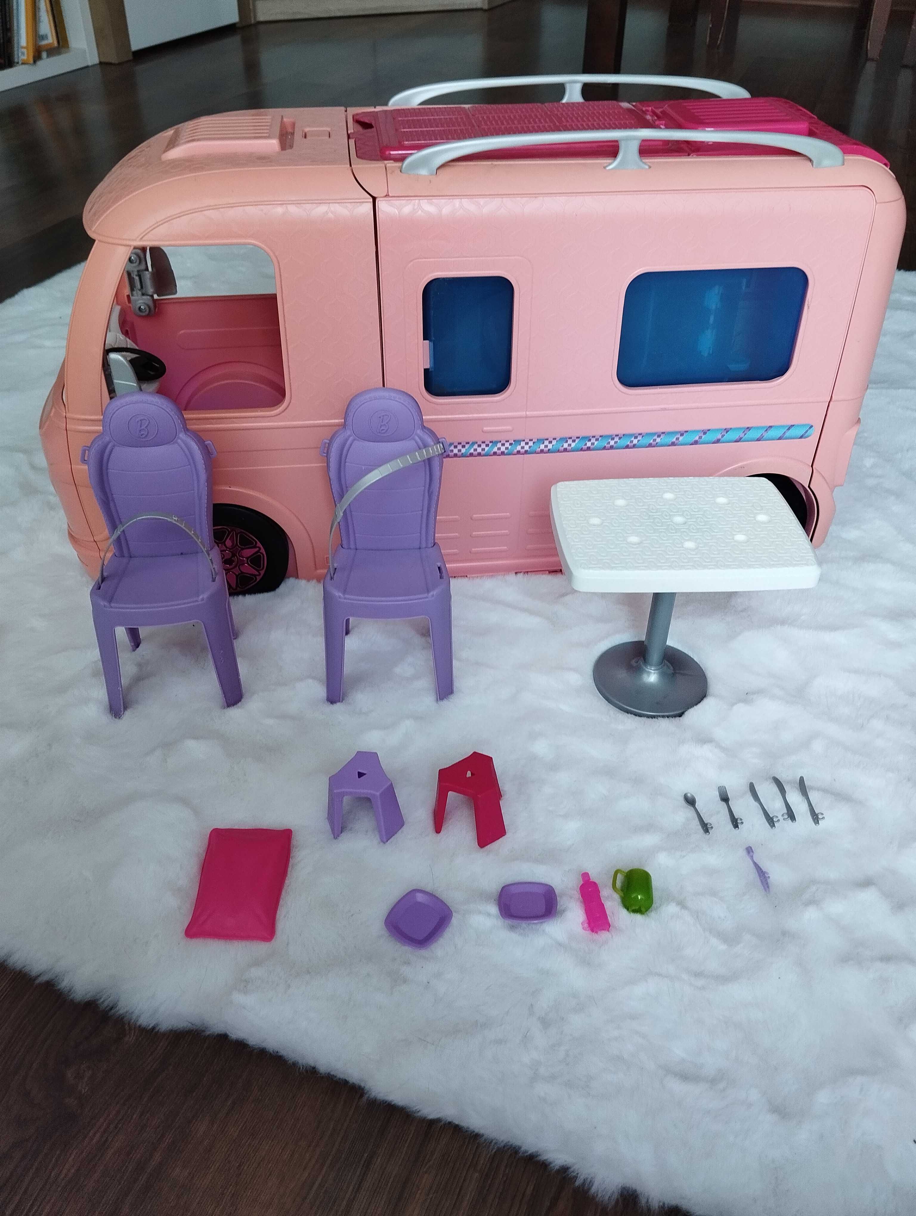 Kamper lalki Barbie