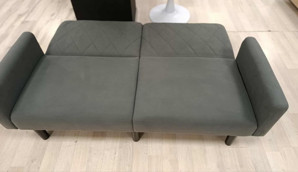 Sofa welurowa rozkładana