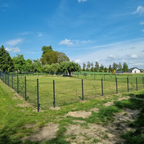 Działka nad jeziorem