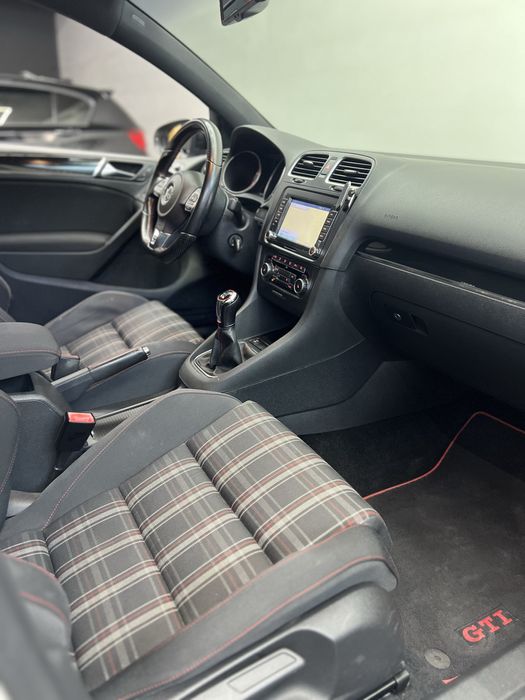 VOLKSWAGEN GOLF 6 GTI
