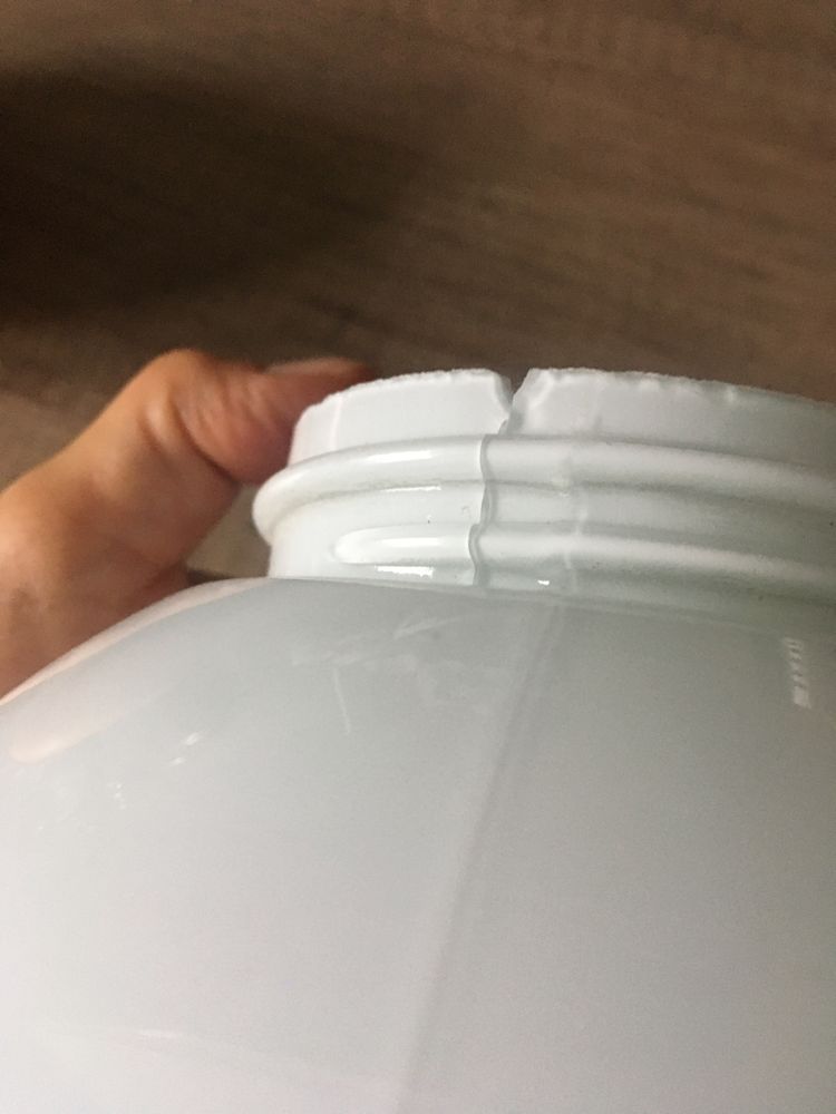 lampa ścienna gospodarcza kula do garażu lub piwnicy