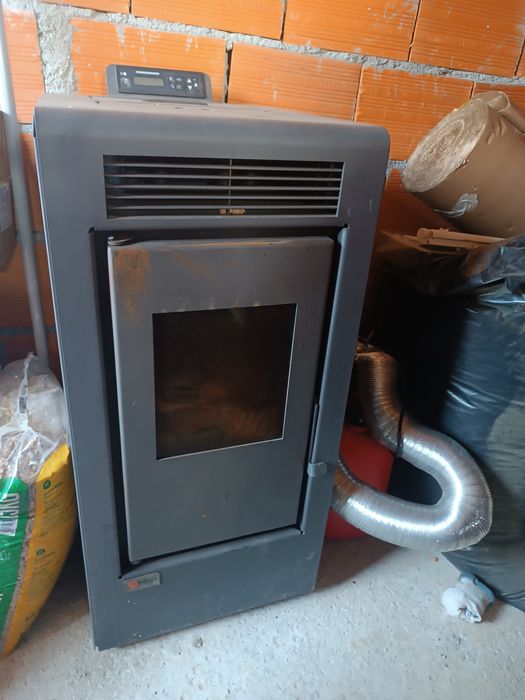 Salamandra a pellets