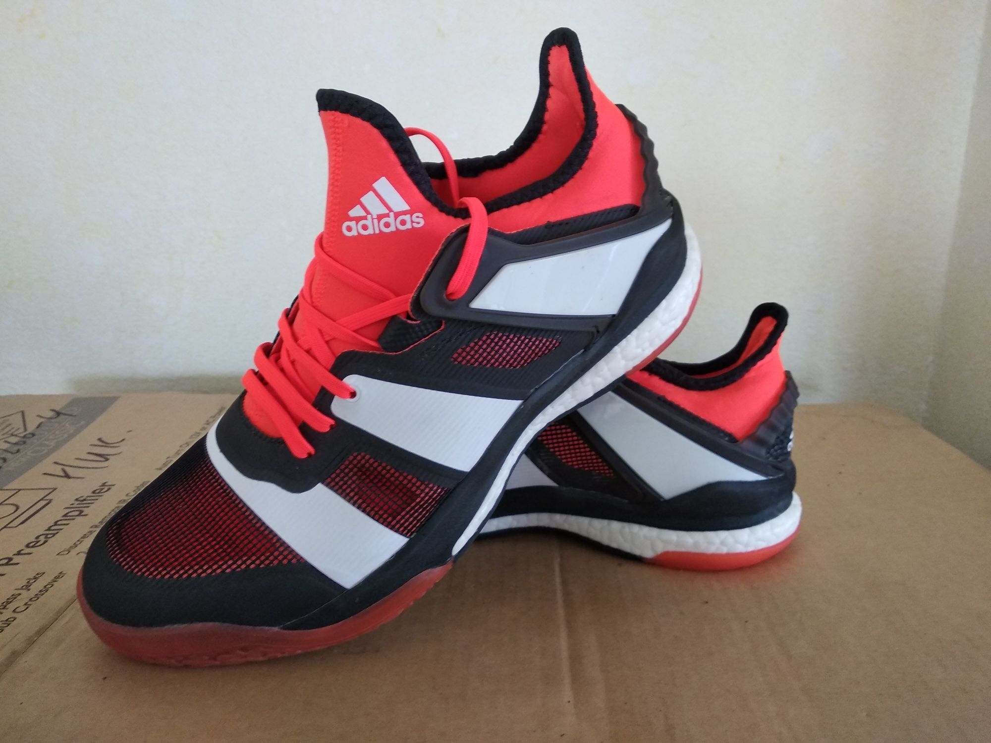 Кроссовки Adidas Stabil X оригинал 45р