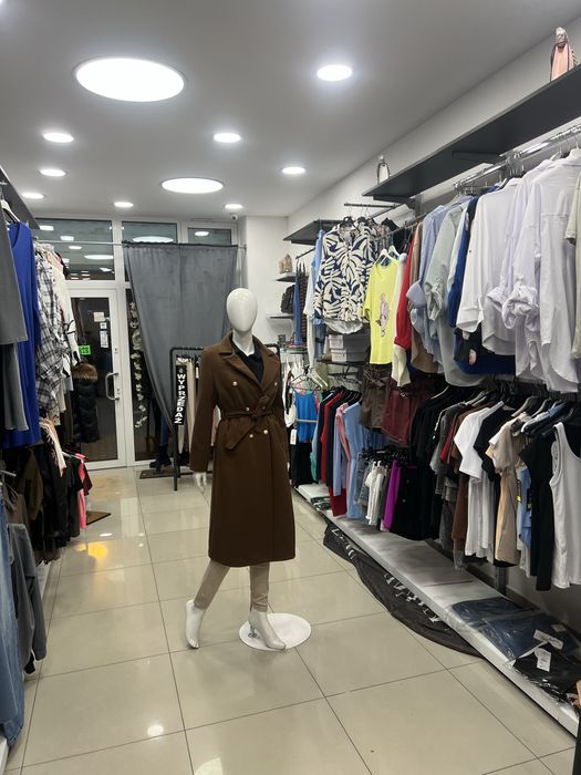 Butik, sklep z odzieżą damską