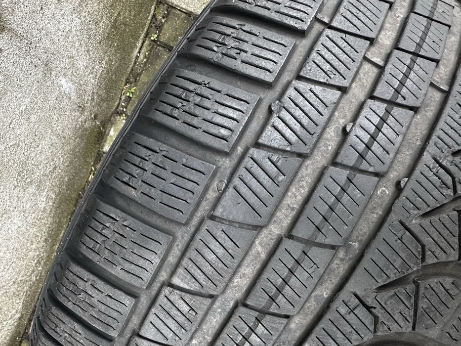 Opony zimowe 255/35/19 Pirelli P zero winter