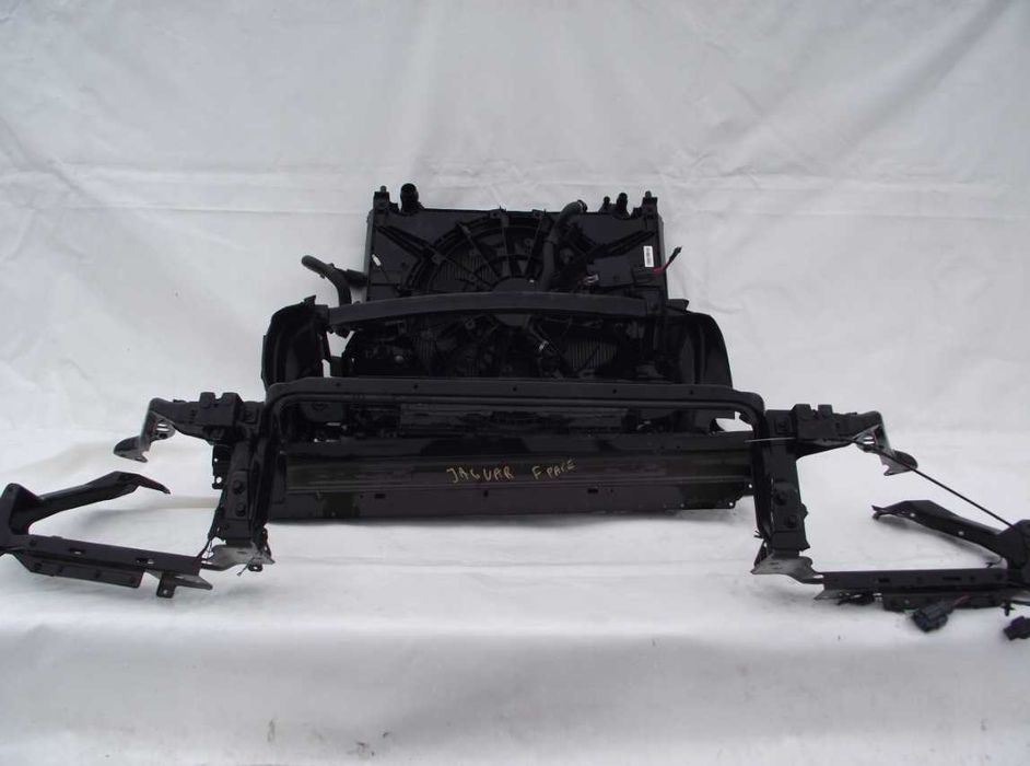 Панель комплектная Jaguar F-Pace разборка
