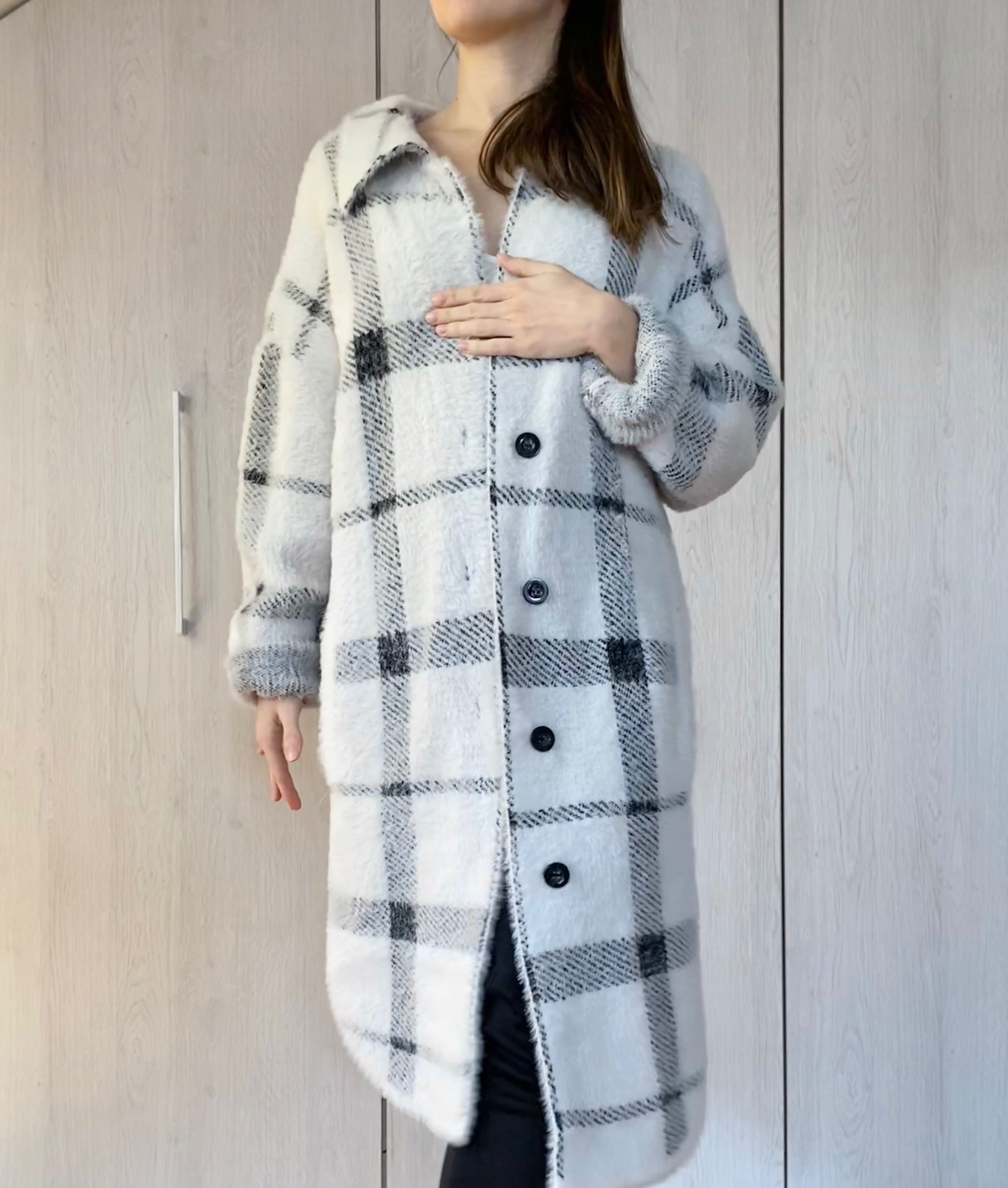 długi biały płaszcz na wiosnę w kratkę Primark M