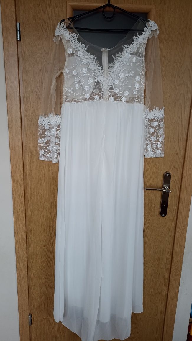 Nowa długa biała sukienka ślubna lub do sesji zdjęciowej  z koronką i
