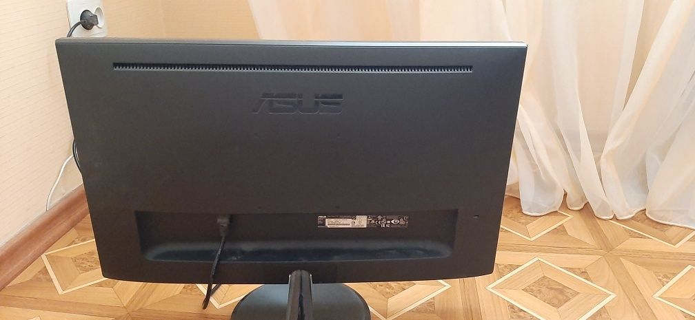 Монітор Asus VP247