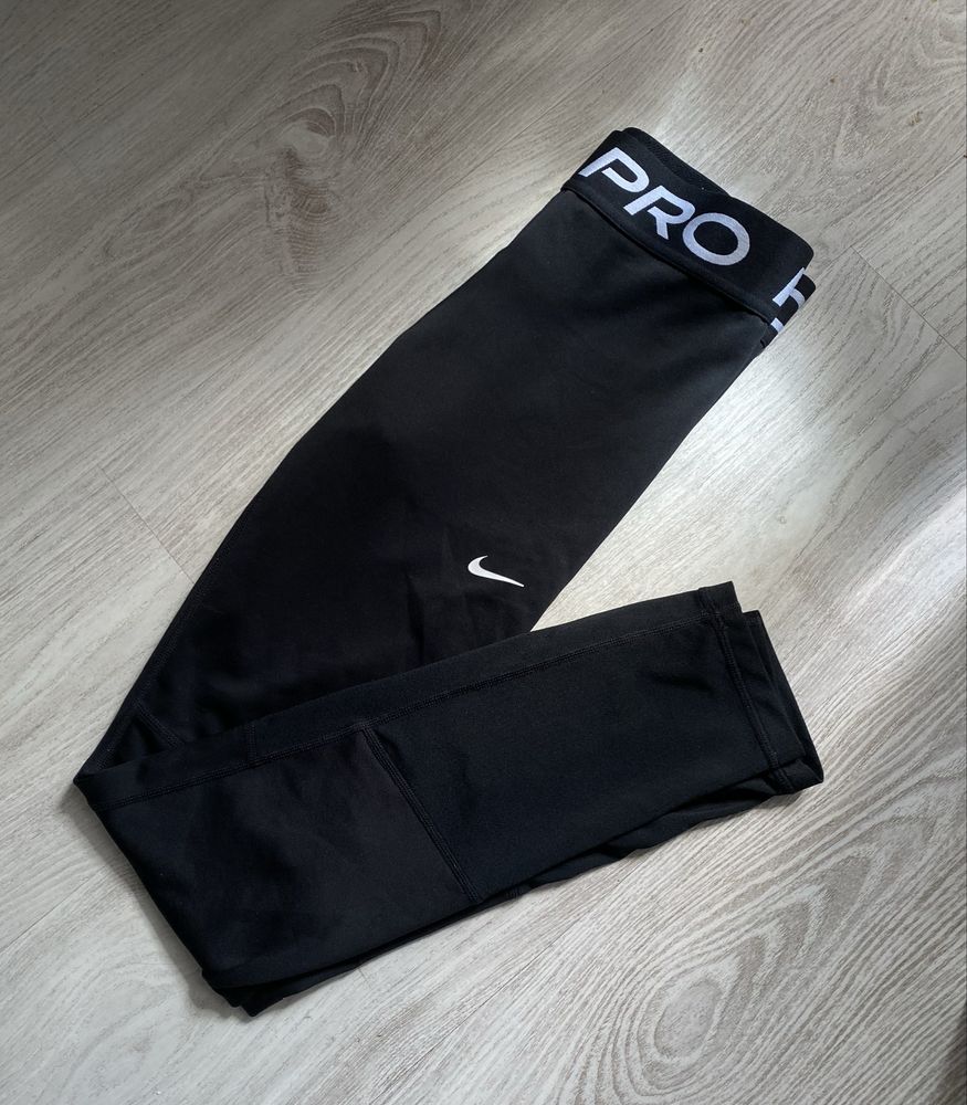 лосини nike pro m l
