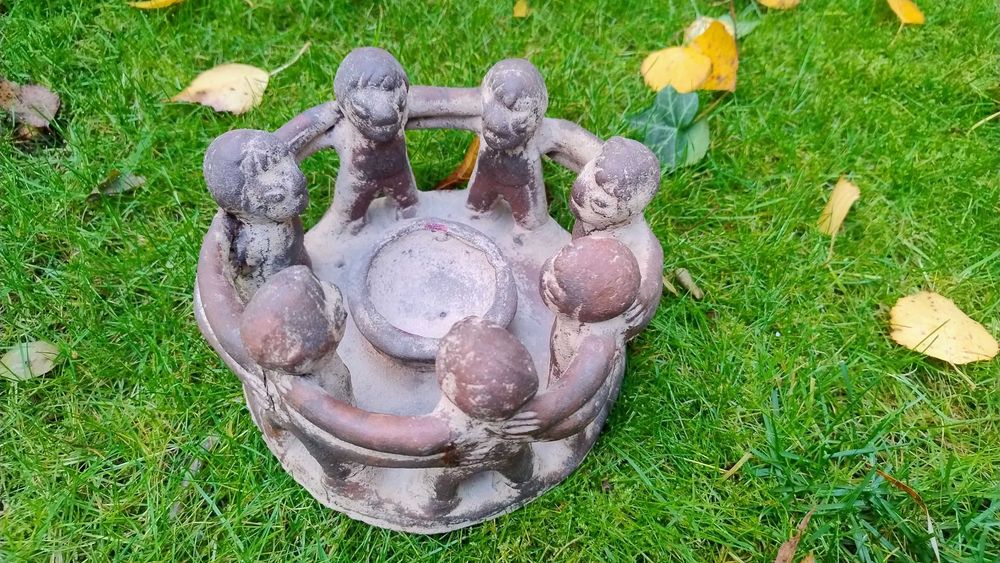 Magiczny krąg przyjaciół tradycyjna rzeźba meksykańska