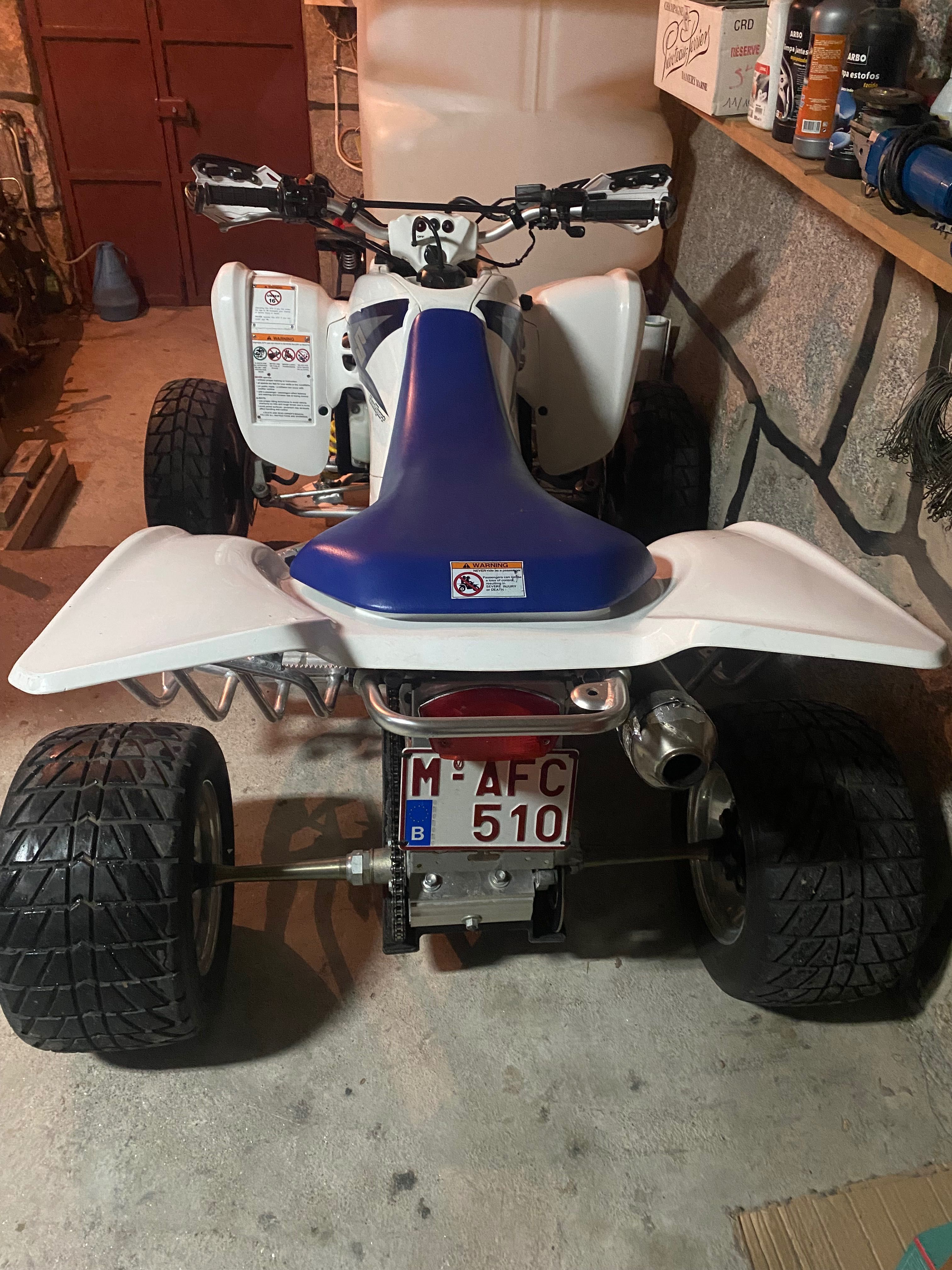Moto 4 com ou sem documentos belgas