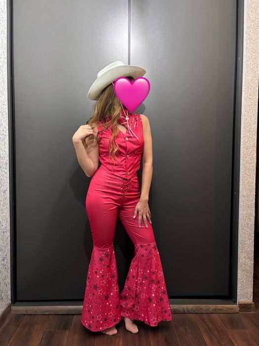 Новорічні дорослі костюми барбі та кен