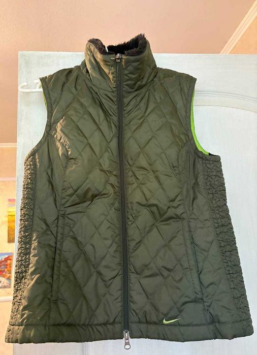 Жіноча жилетка Nike Silver Tag