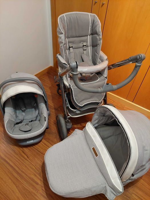 Carrinho cinzento Bebecar