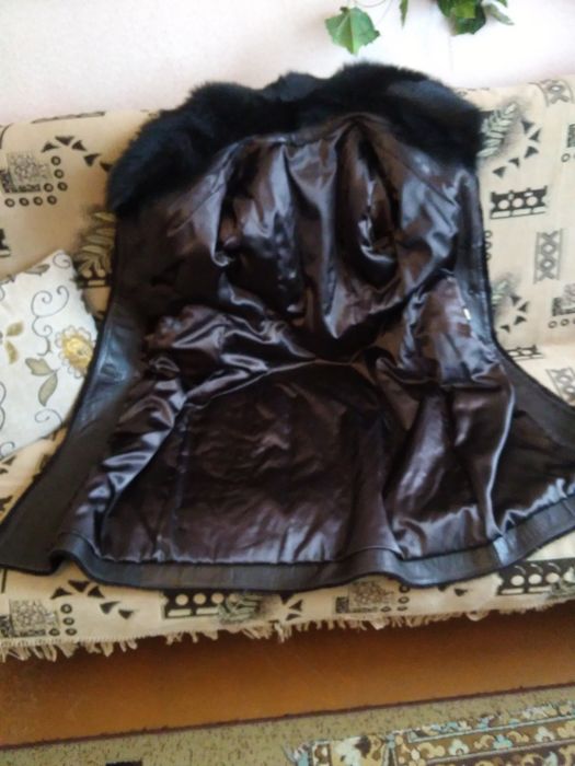 Продам шубу та пальто жіноче