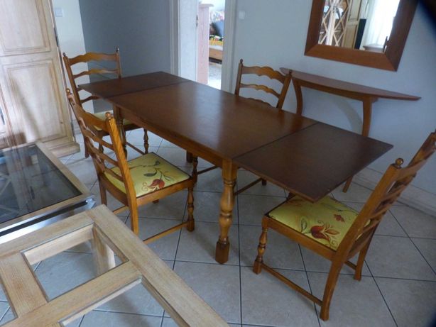 Stół z litego drewna rozsuwany 225 cm x 85 cm z 4 krzesłami