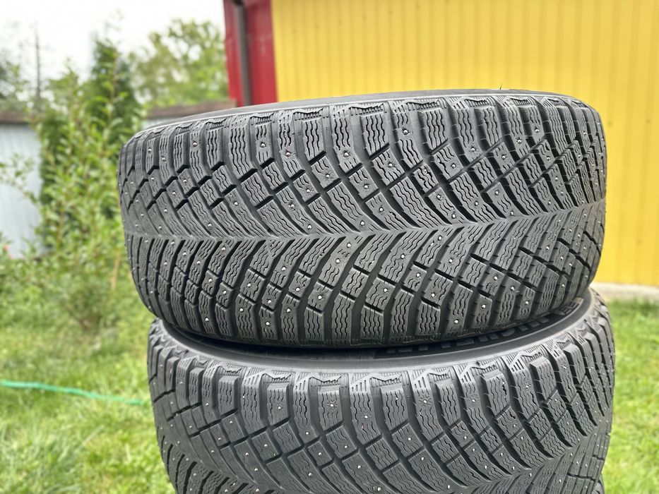 Зима шип 275/50 R20 Michelin X-ice North 4 SUV
