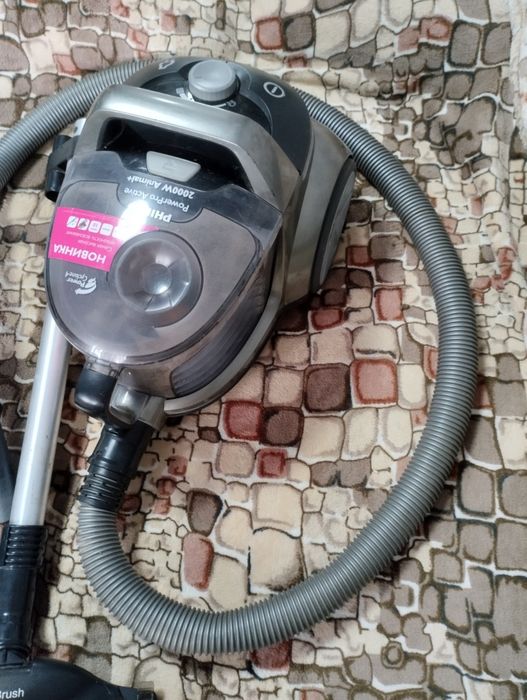 Пилосос PHILIPS FC 8634/01 FC8634/01
Технологія PowerCyclone 4 ми
