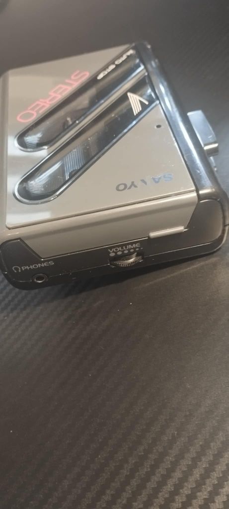 Sanyo M-GP22 Auto Stop – Walkman retro

Na sprzedaż Sanyo M-GP22 – kla