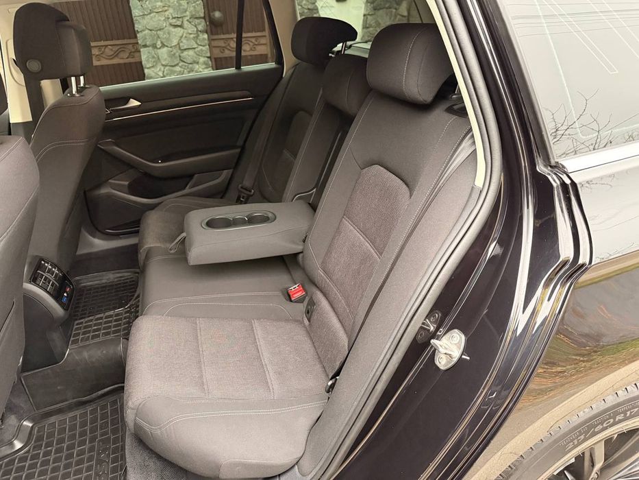 Passat B8 evropa 2.0 дизель. Автомат