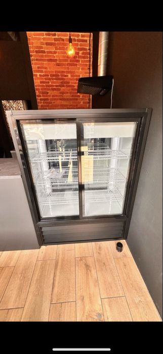 Sprzedam lodówkę, zamrażarkę, piekarnik, krzesła