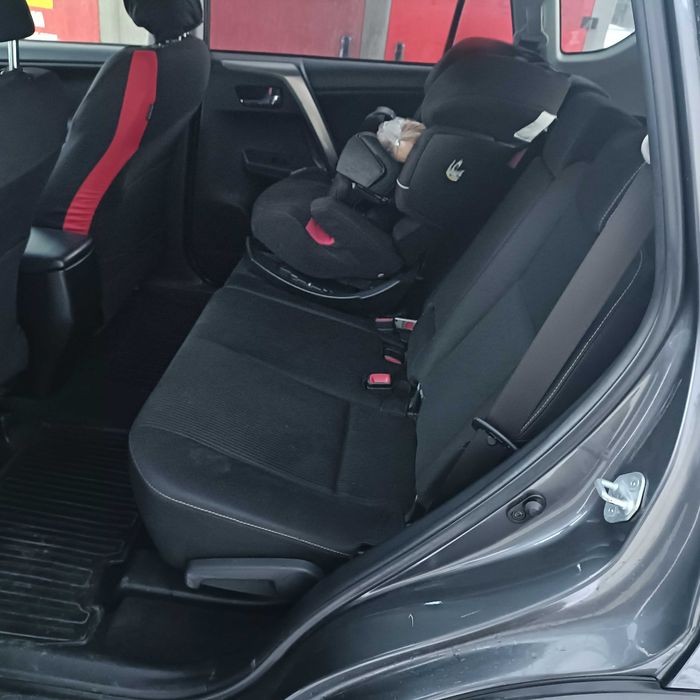 Prywatna Toyota RAV4