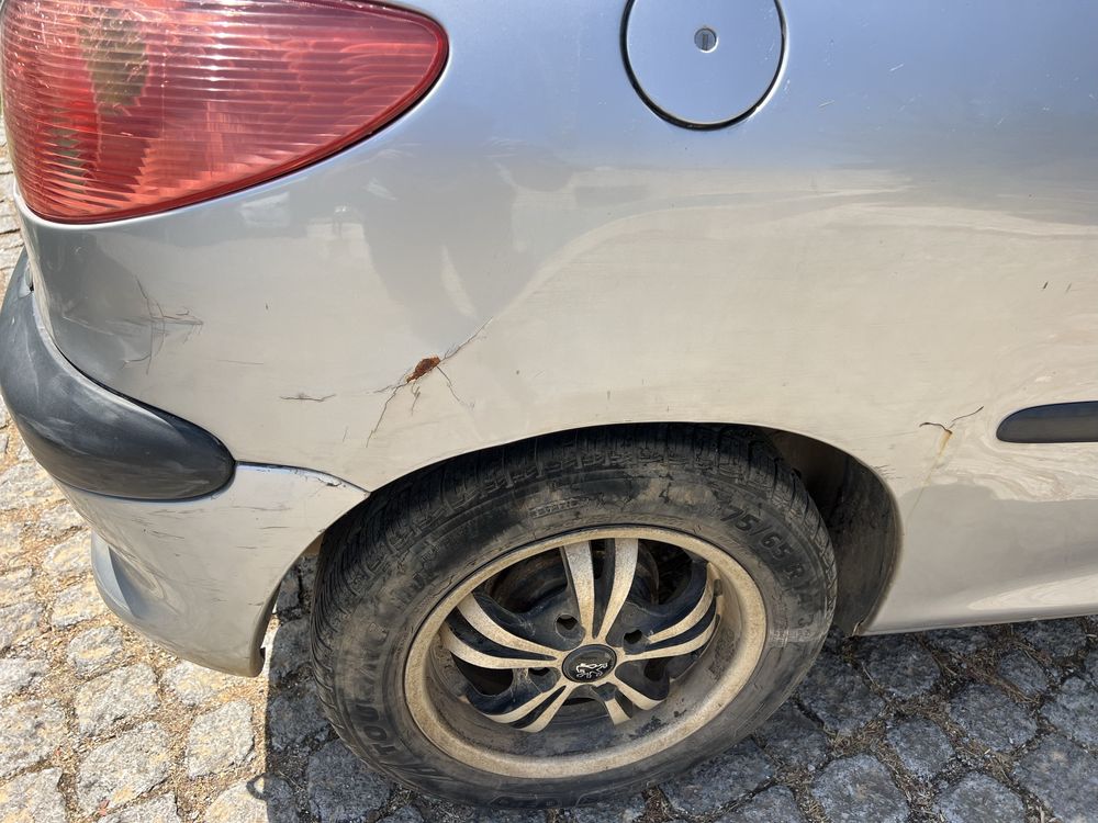 Peugeot 206 a gasolina