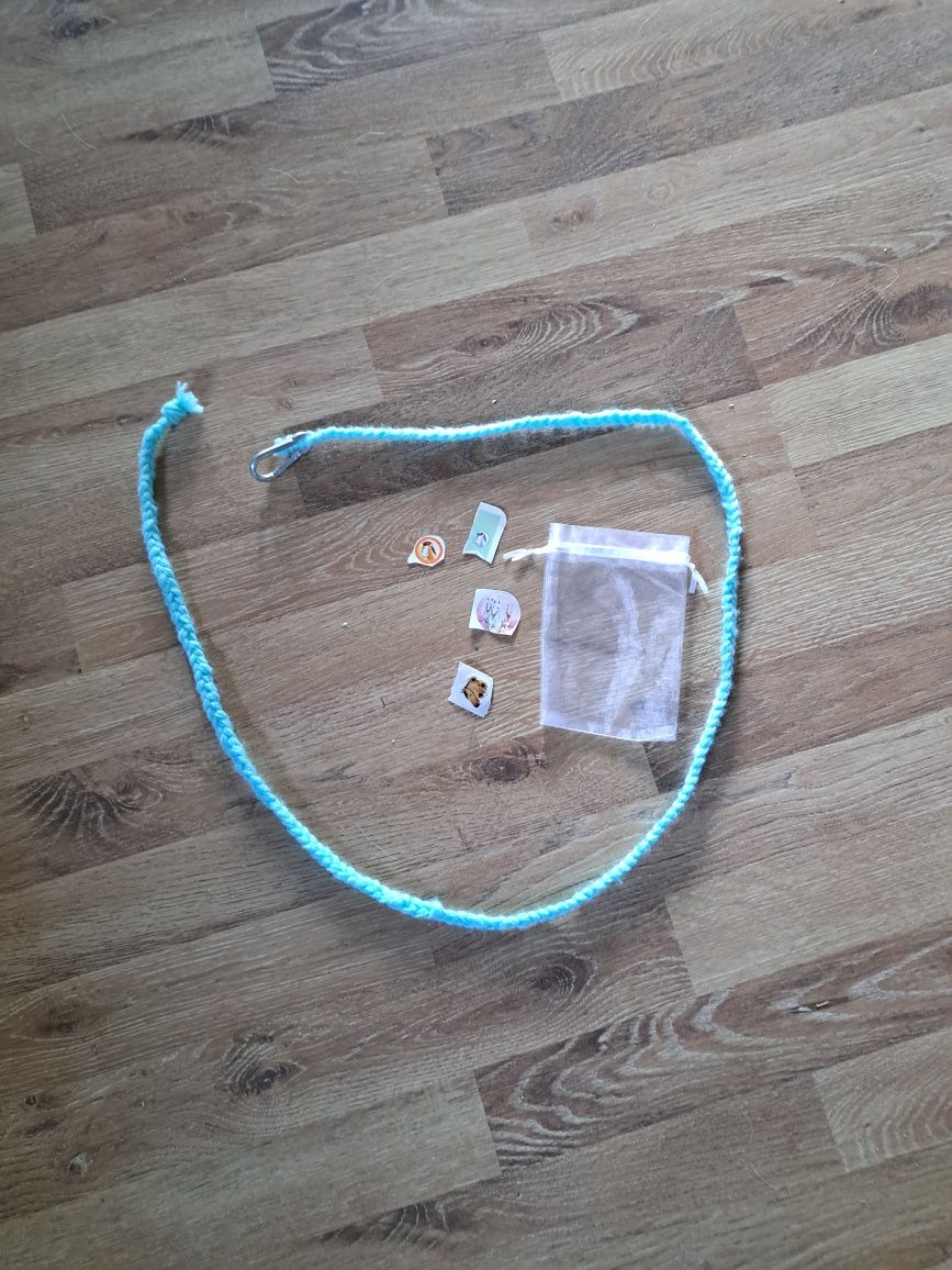 Sprzedam uwiąz dla hobby horse z gratisami